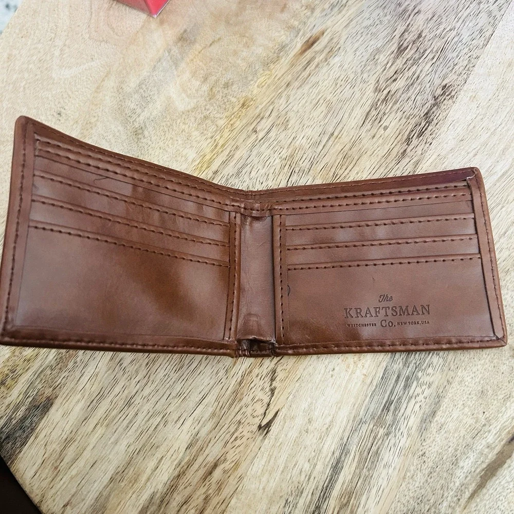 NWT Kraftsman Co. Needlepoint American Flag Wallet | Men's Leather Bi‑Fold